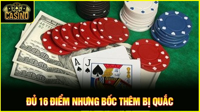 Dằn dơ là gì? Xì dách 16, 17 điểm nên dằn hay rút bài? 19