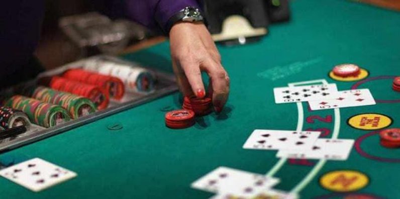 Kỹ thuật canh bài baccarat hiệu quả, giảm rủi ro 8 chiến thuật canh bài baccarat thành công